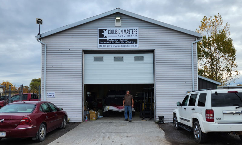 Collision Master shop entrance